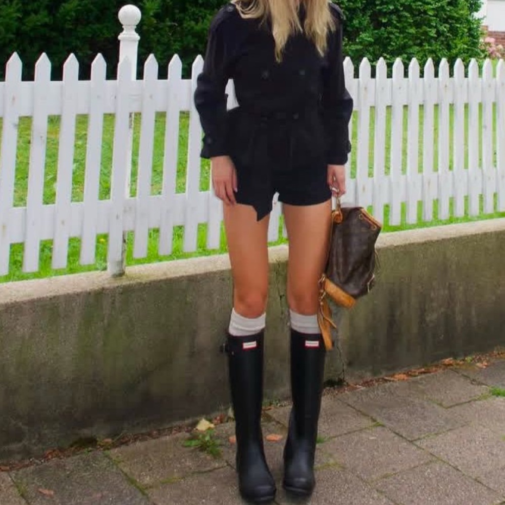 black hunter boots brand new